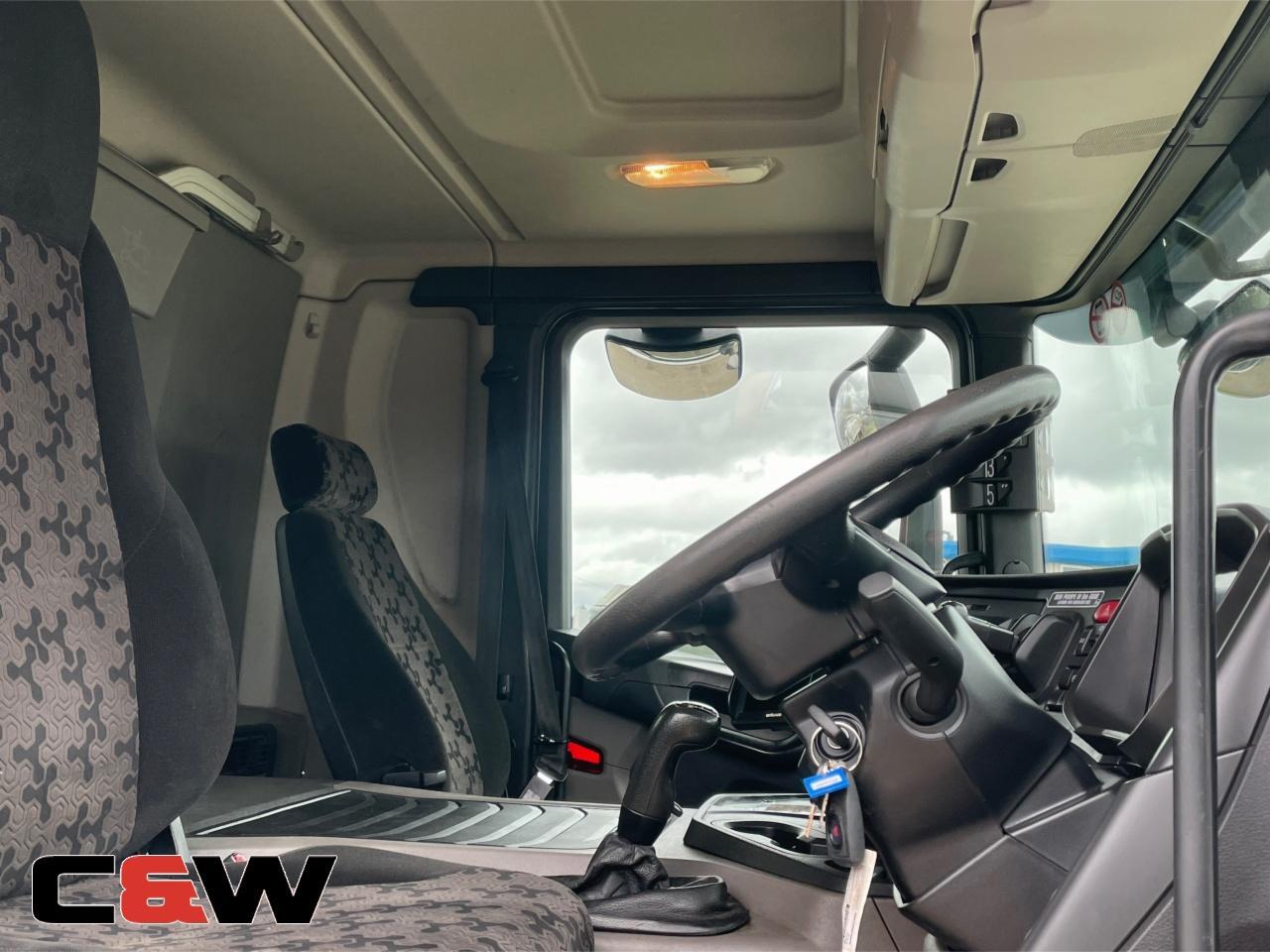 Vehicle image 31